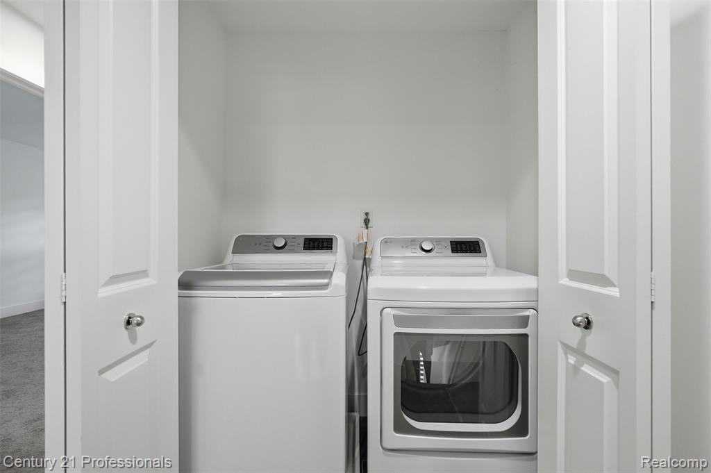 2917 Summers Place, Troy, MI 48084 — Photo 13