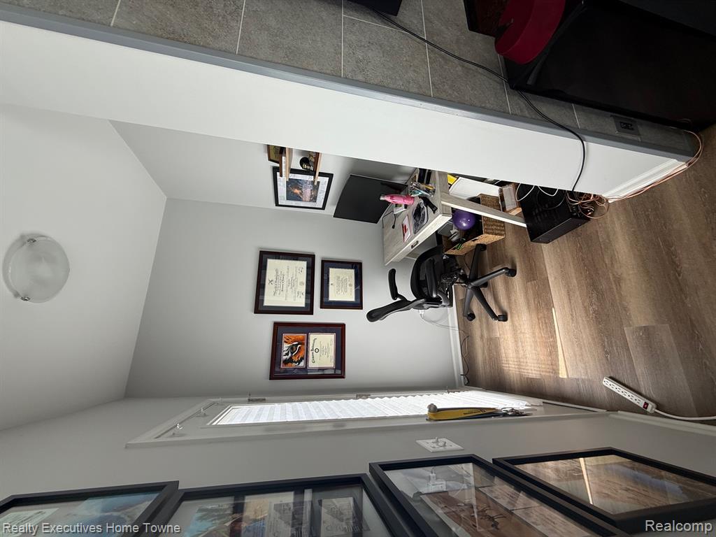 4931 Treeside Lane, Troy, MI 48098 — Photo 12