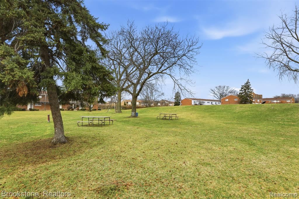 627 McDougall McDougall Street, 77, Detroit, MI 48207 — Photo 20