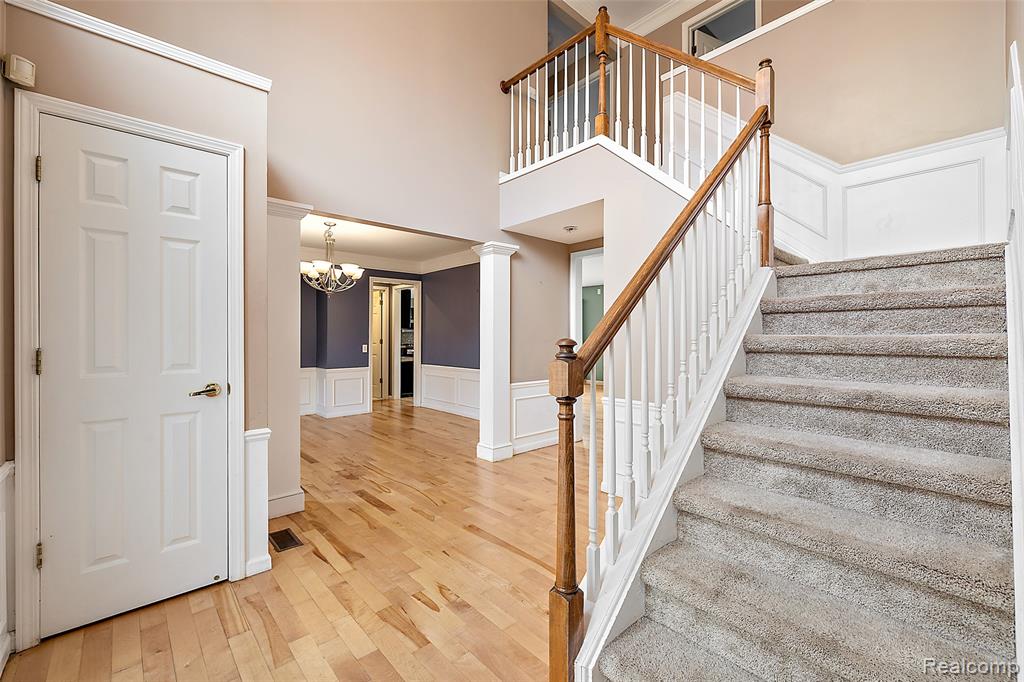 5699 Applegrove Drive, West Bloomfield, MI 48324 — Photo 3
