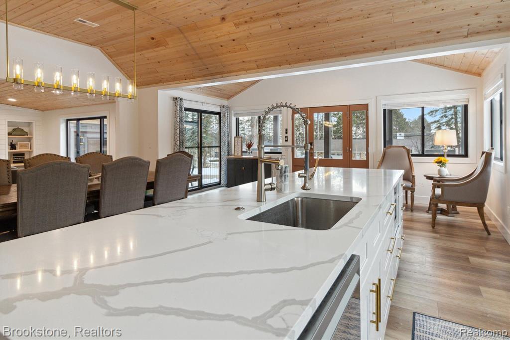 6245 W HIGGINS LAKE Drive, Roscommon, MI 48653 — Photo 20