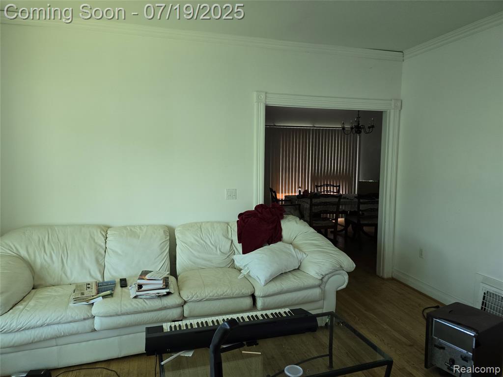 50 Riverview Drive, Mount Clemens, MI 48043 — Photo 10
