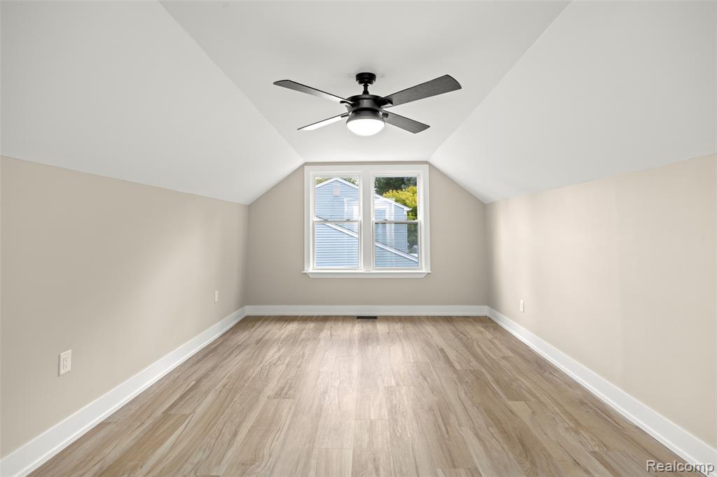 54253 Bradshaw Drive, New Baltimore, MI 48047 — Photo 13