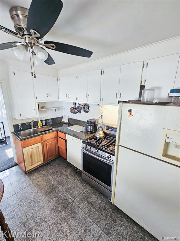 4010 Stolzenfeld Avenue, Warren, MI 48091 — Photo 10