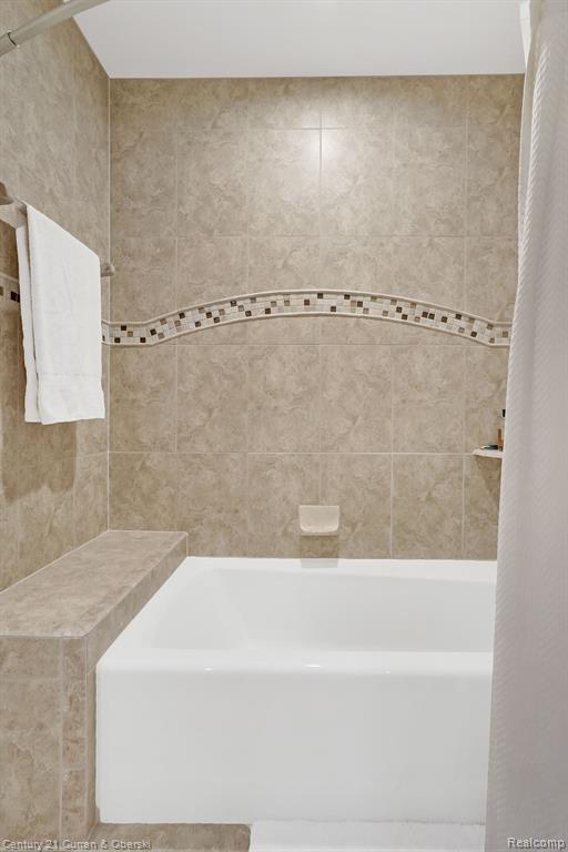 866 GREENVIEW Court, 6, Rochester Hills, MI 48307 — Photo 41