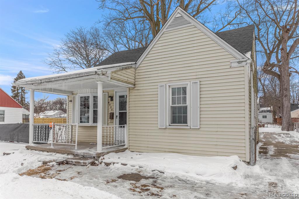 4920 WEDDELL Street, Dearborn Heights, MI 48125 — Photo 5