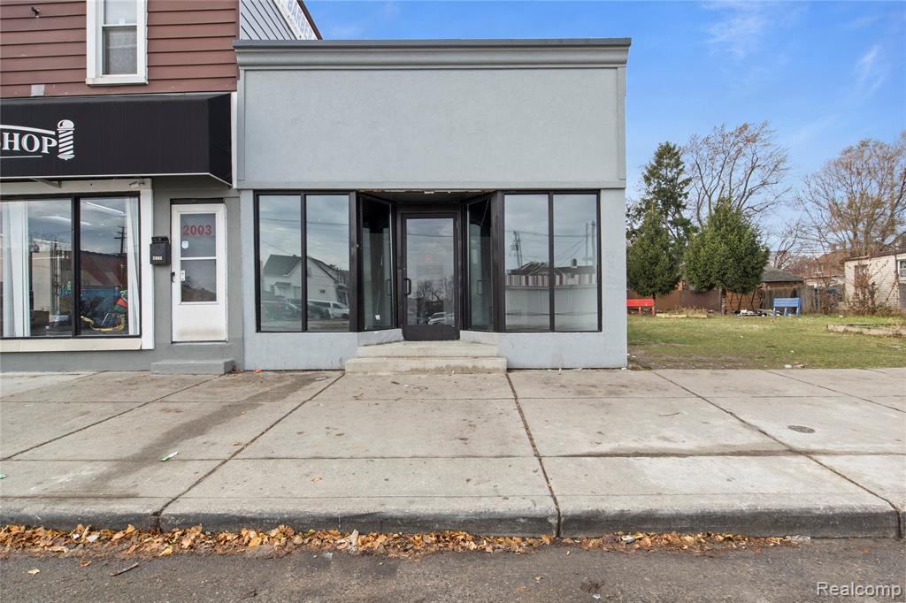 2007 Springwells, Detroit, MI 48209 — Photo 2
