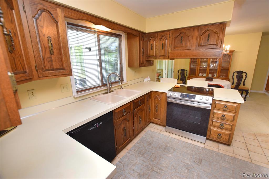 5340 Brobeck Street, Flint, MI 48532 — Photo 4