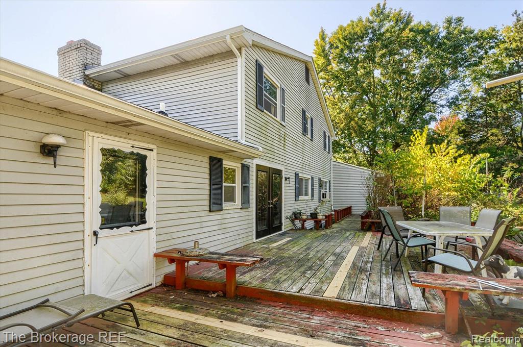 688 UPHILL Road, Milford, MI 48381 — Photo 52
