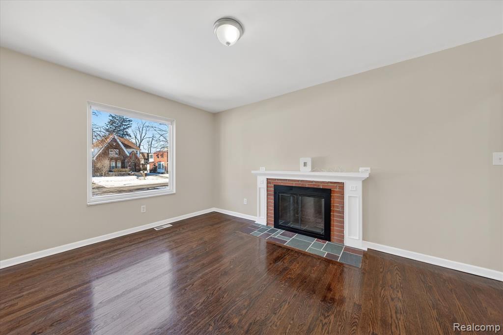 16844 Shaftsbury Avenue, Detroit, MI 48219 — Photo 10