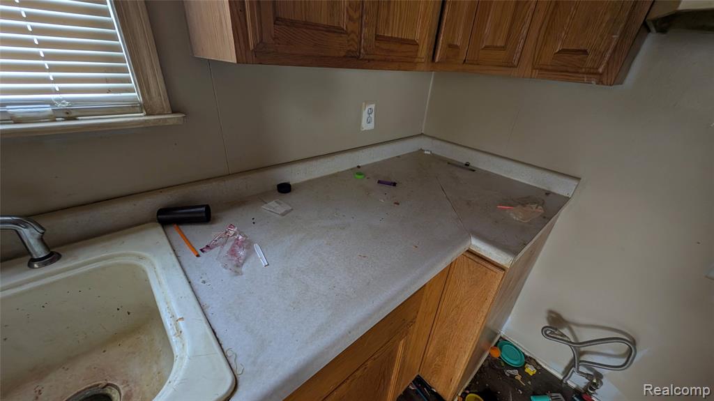 6713 MCGUIRE Street, Taylor, MI 48180 — Photo 42