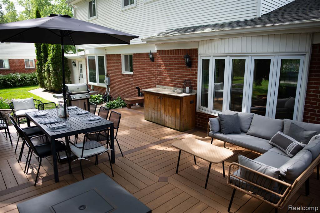 14922 Robinwood Drive, Plymouth, MI 48170 — Photo 17