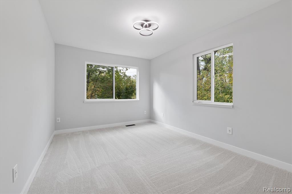 3668 Bayou Drive, West Bloomfield, MI 48323 — Photo 25