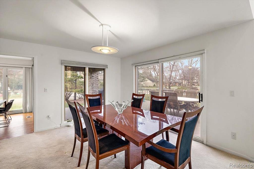 5385 POND BLUFF Drive, West Bloomfield, MI 48323 — Photo 14