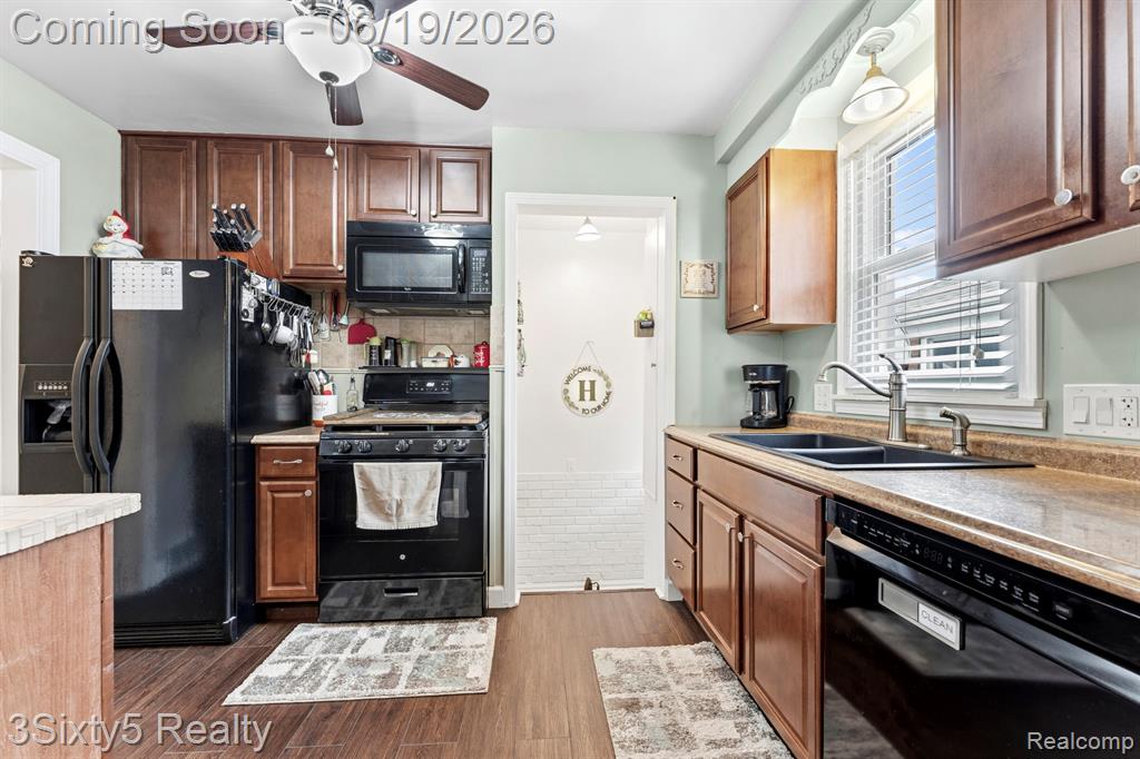 7646 Robinson Avenue, Allen Park, MI 48101 — Photo 9