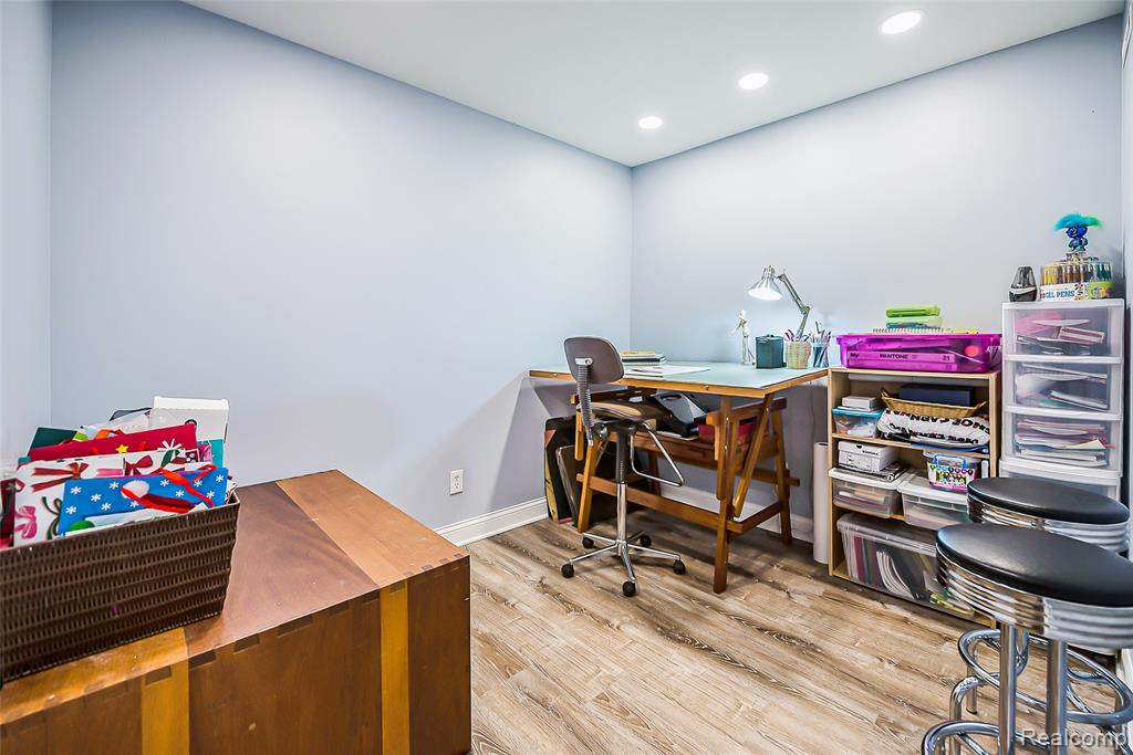 48880 Central Park Drive, Canton, MI 48188 — Photo 33