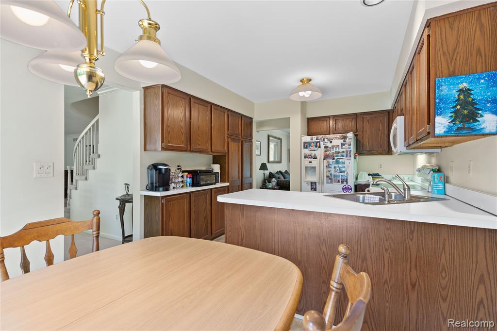 6579 Noble Road, West Bloomfield, MI — Photo 14