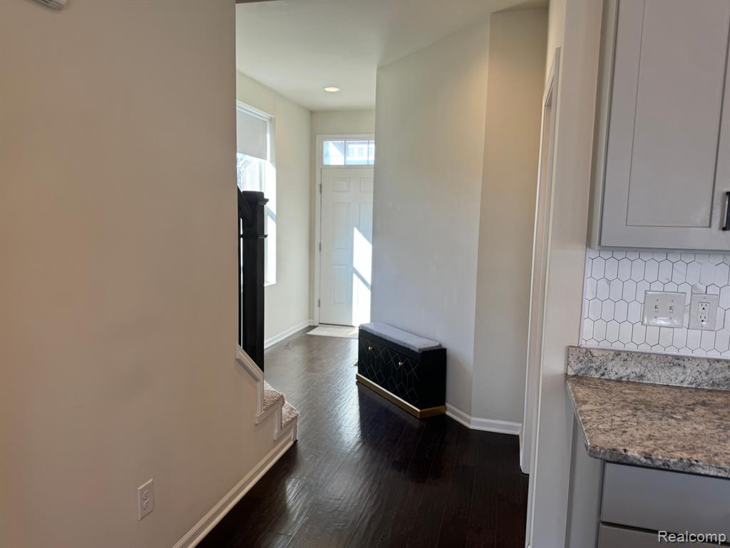 43595 CHANCELLOR Lane, Novi, MI — Photo 41
