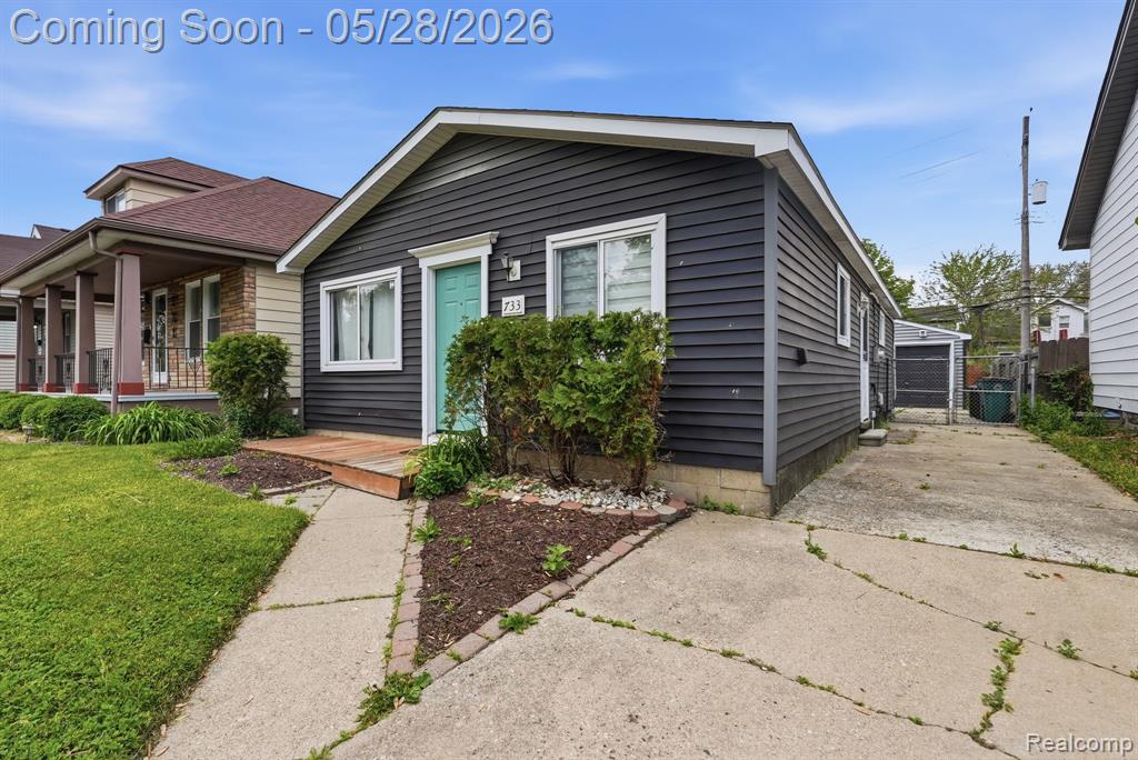 733 Camden Street, Ferndale, MI 48220 — Photo 3
