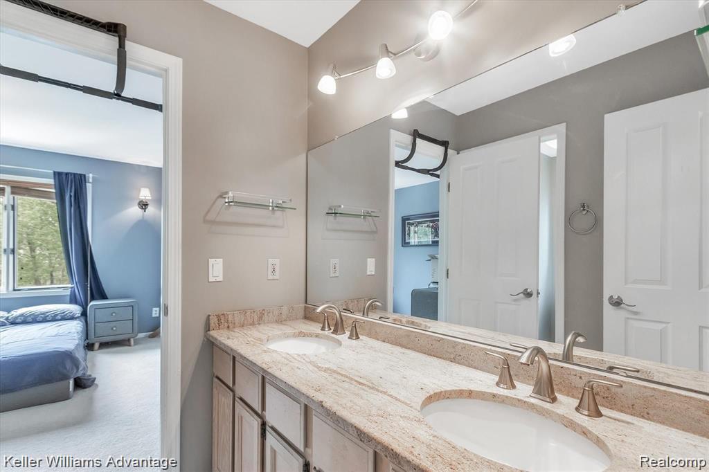 9049 Cobblestone Circle, Plymouth, MI 48170 — Photo 23