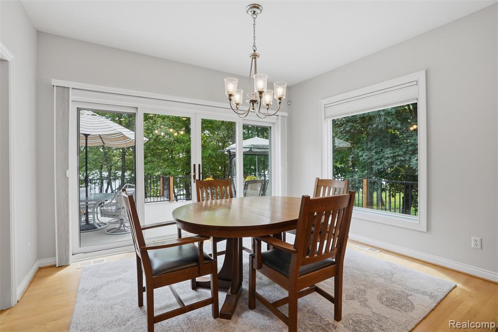 5483 Lake Ridge Drive, Brighton, MI 48116 — Photo 16