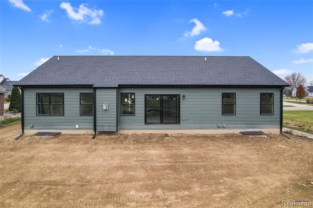 8451 Woodridge Drive, Davison, MI 48423 — Photo 27