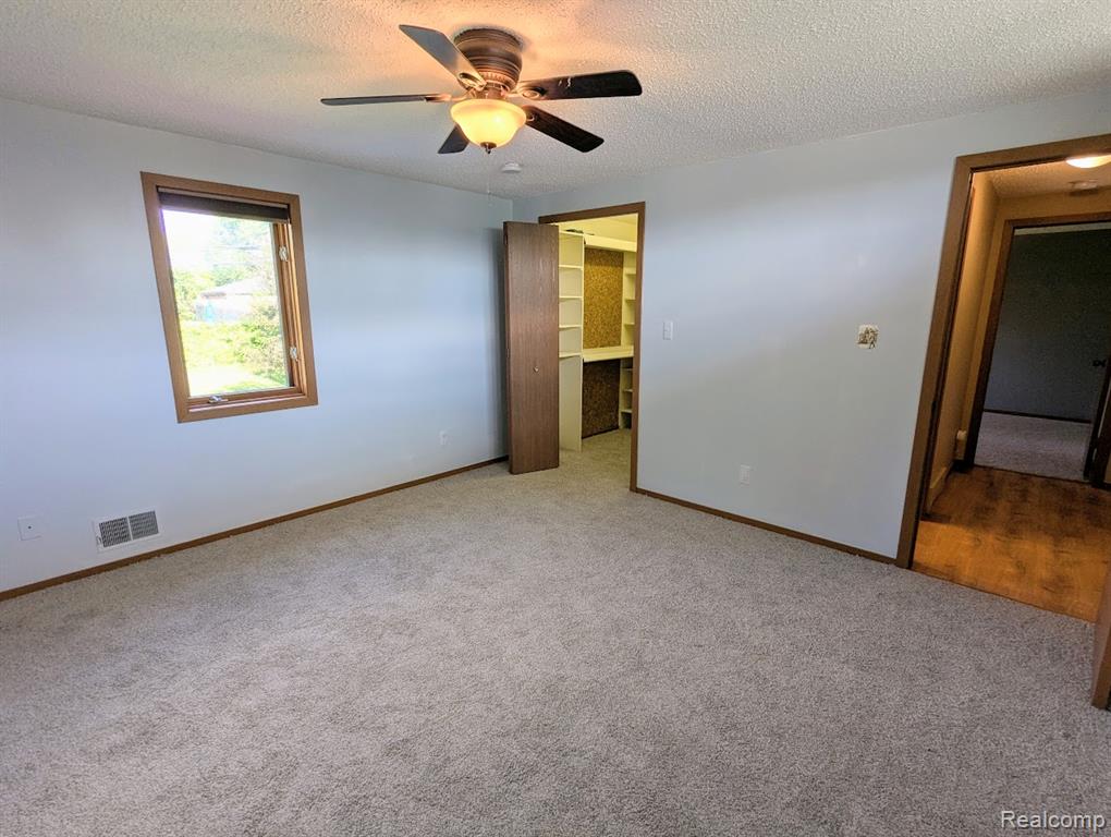 2316 Crescent Lake Road, Waterford, MI — Photo 6