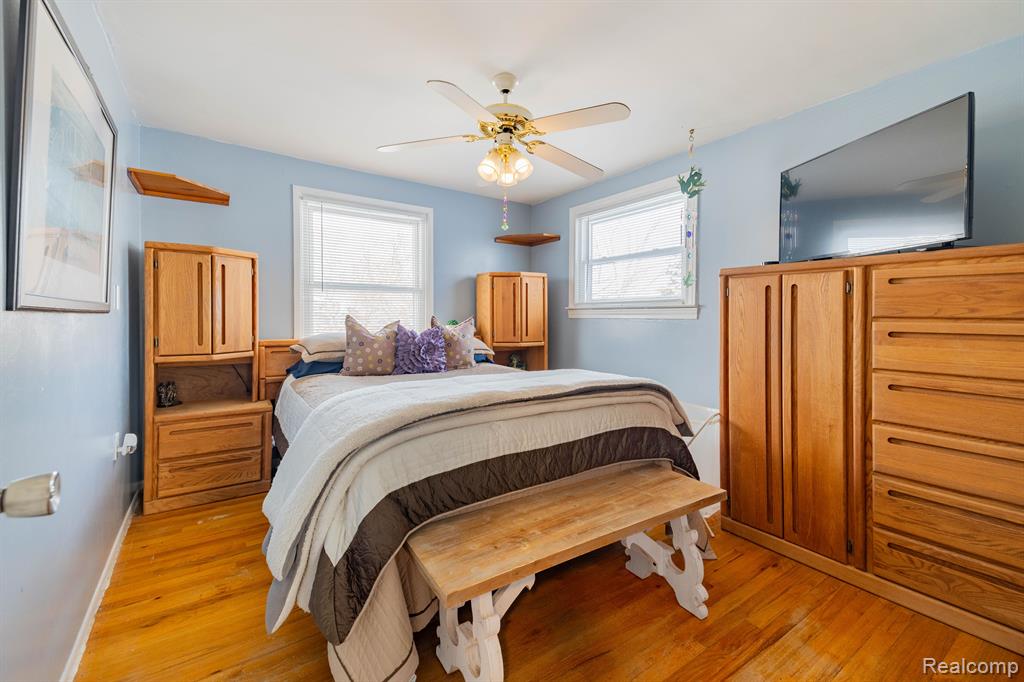8425 HAMPTON Road, Grosse Ile, MI 48138 — Photo 24