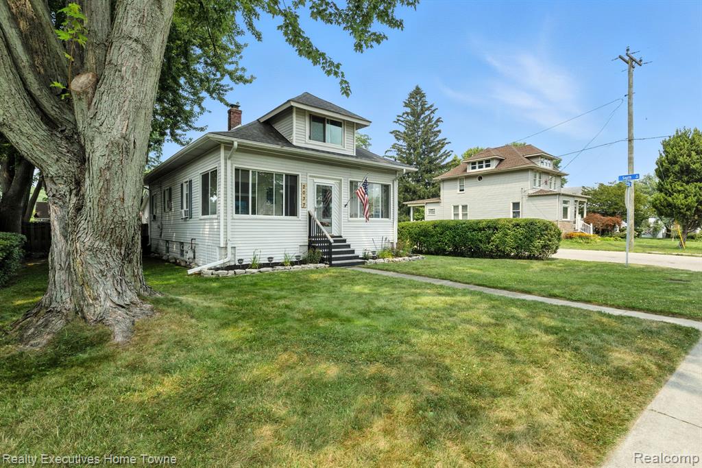 2037 Saint Clair River Drive, Algonac, MI 48001 — Photo 4
