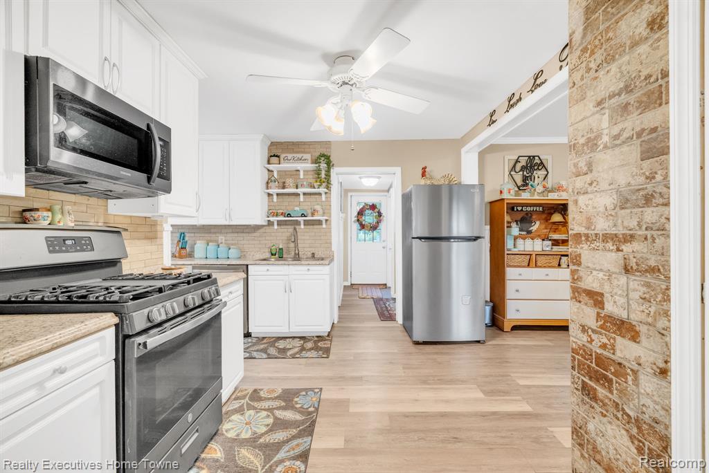 4478 Abel Drive, Lakeport, MI 48059 — Photo 12