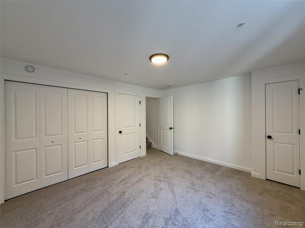 435 Village Drive, Walled Lake, MI 48390 — Photo 27