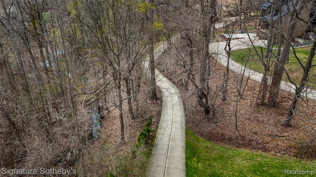 2131 Birchwood Way, Bloomfield Hills, MI 48302 — Photo 57