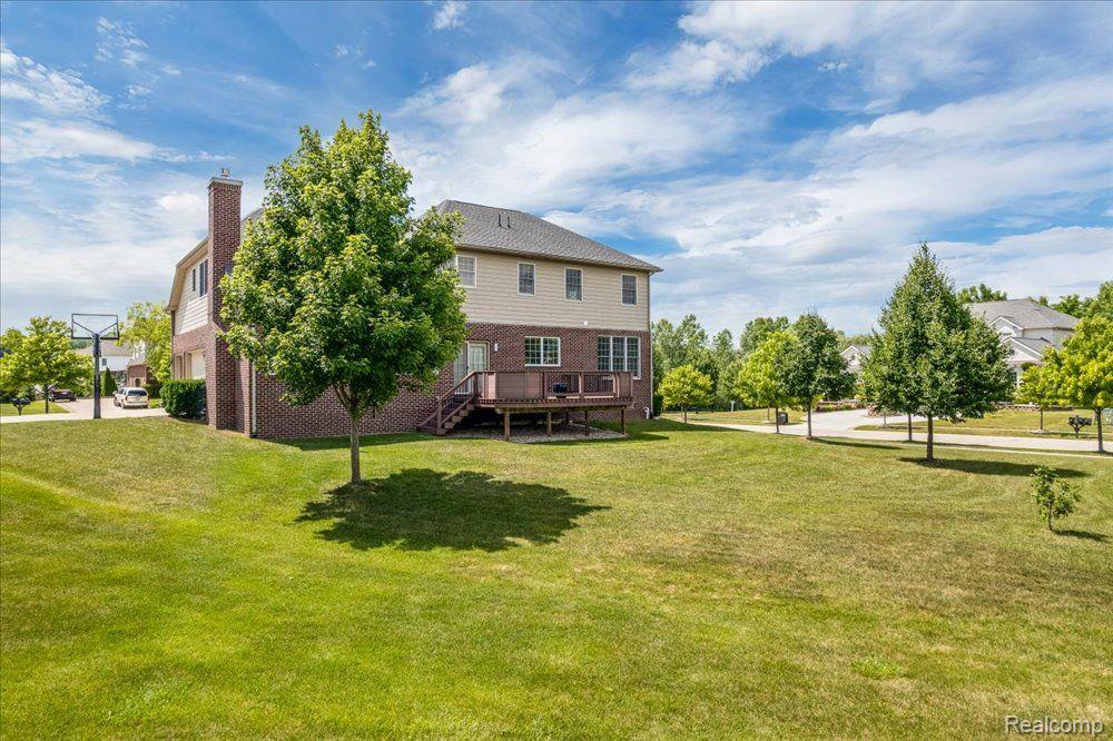 17904 Crestbrook Drive, Northville, MI 48168 — Photo 61