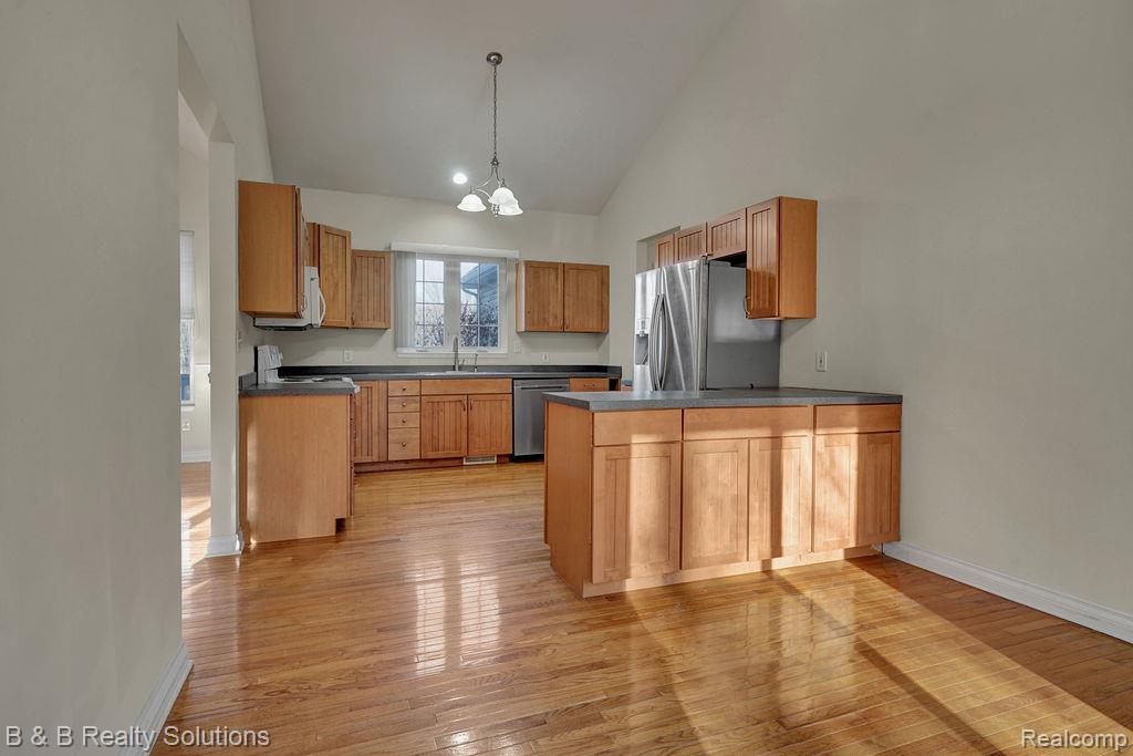 5493 King Road, China, MI — Photo 11