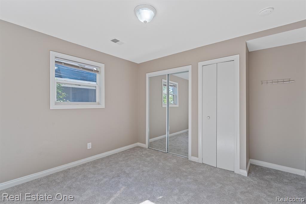 78 Cadillac Street, Pontiac, MI 48342 — Photo 13