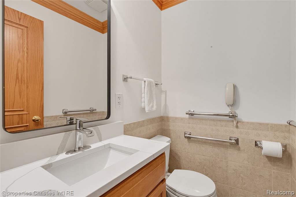 6308 Donnybrook Drive, Shelby Twp, MI 48316 — Photo 15