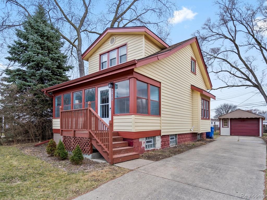 6204 PECK Avenue, Warren, MI 48092 — Photo 2