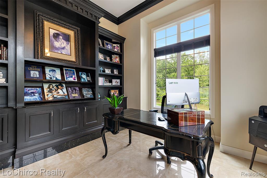 55223 Meadow Ridge Court, Shelby Twp, MI 48316 — Photo 30