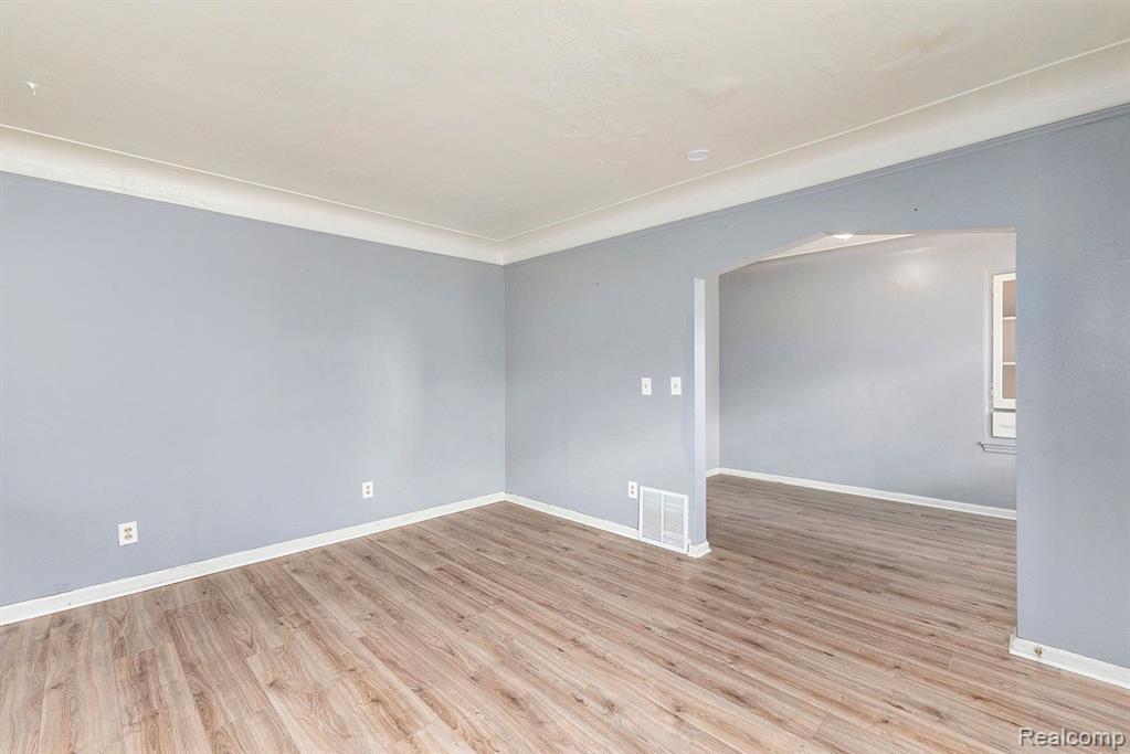 8434 BRACE Street, Detroit, MI 48228 — Photo 5