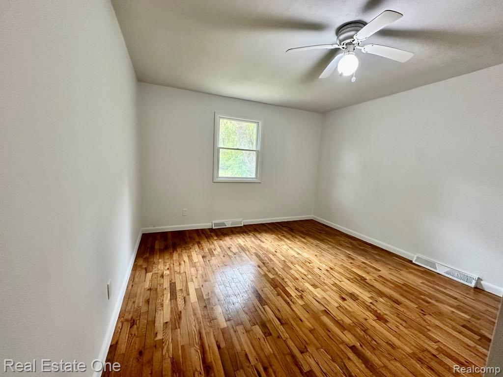 7025 Coldwater Road, Flushing, MI 48433 — Photo 21