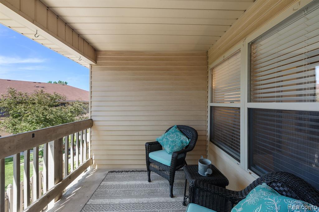 61149 GREENWOOD Drive, South Lyon, MI 48178 — Photo 20
