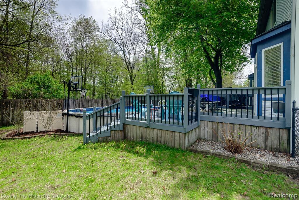 7231 AMANDA Drive, Belleville, MI 48111 — Photo 44