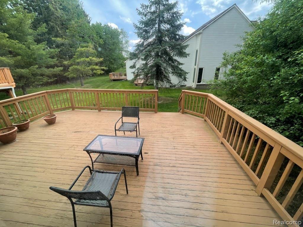 43590 WENDINGO Court, Novi, MI — Photo 32