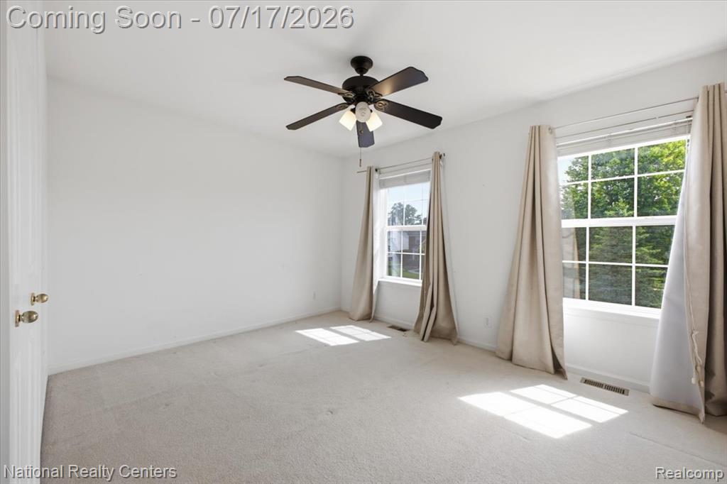5741 Bingham Drive, Commerce Twp, MI 48382 — Photo 13