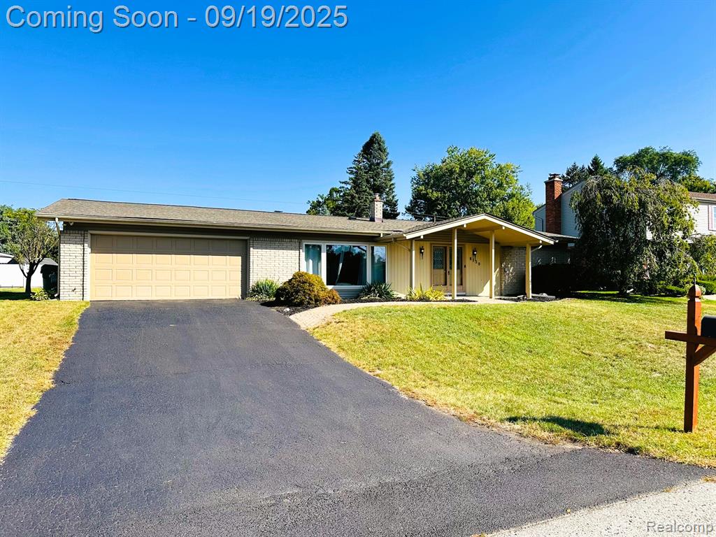 8139 Hedgeway Drive, Shelby Twp, MI 48317 — Photo 7