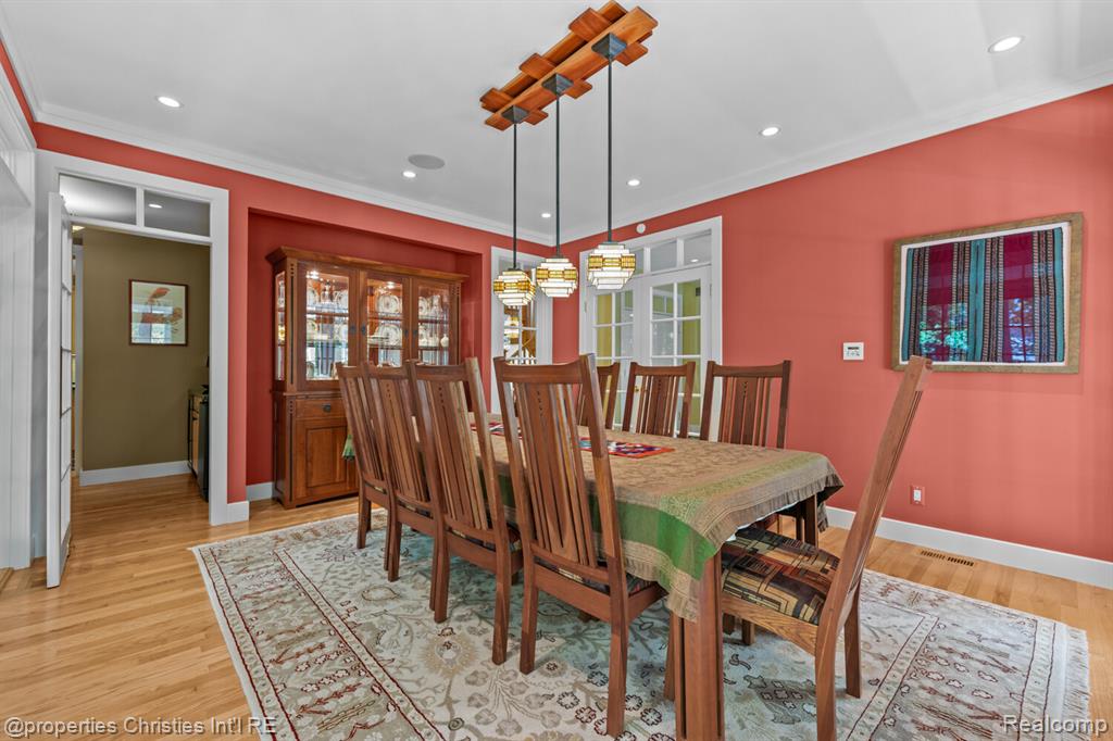 1041 Greentree Road, Bloomfield Hills, MI 48304 — Photo 13