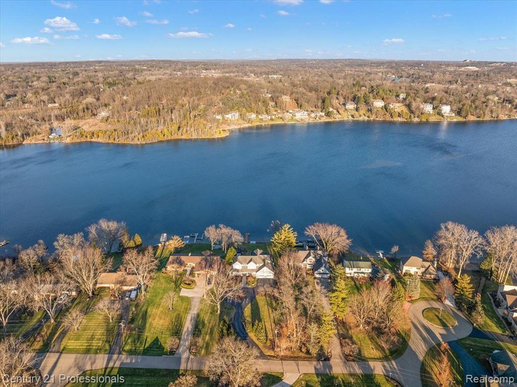 7660 PHELAN Drive, Clarkston, MI — Photo 4