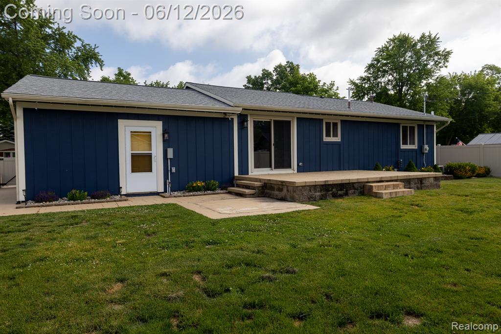 9185 Ashdown Avenue, White Lake, MI — Photo 2