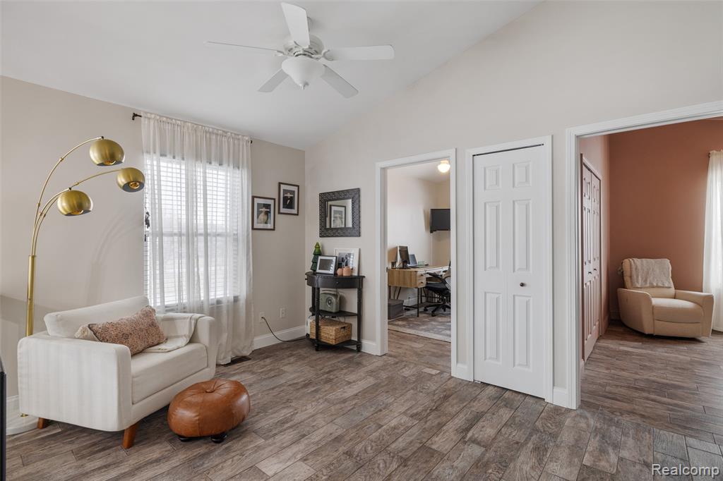 52400 Huntley Avenue, New Baltimore, MI 48047 — Photo 22