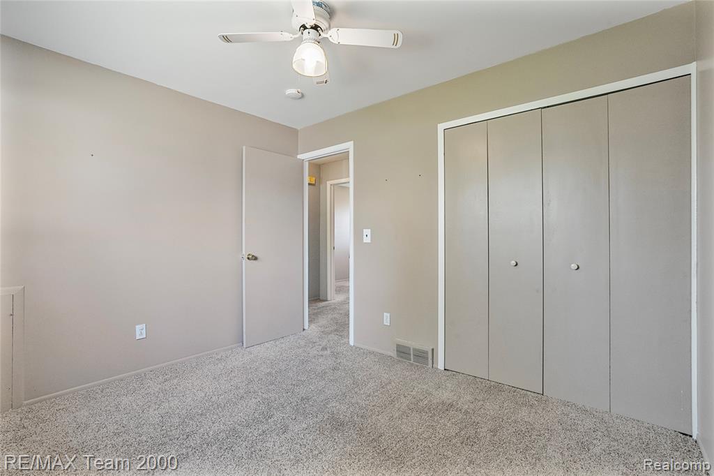 33622 Bock Street, Garden City, MI — Photo 18